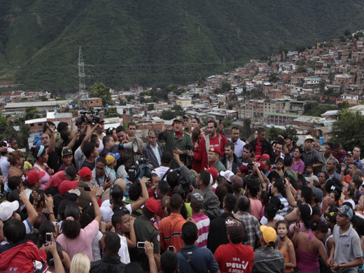 Chávez en La Pedrera, Antímano, al oeste de Caracas. Miércoles 1 de diciembre de 2010
